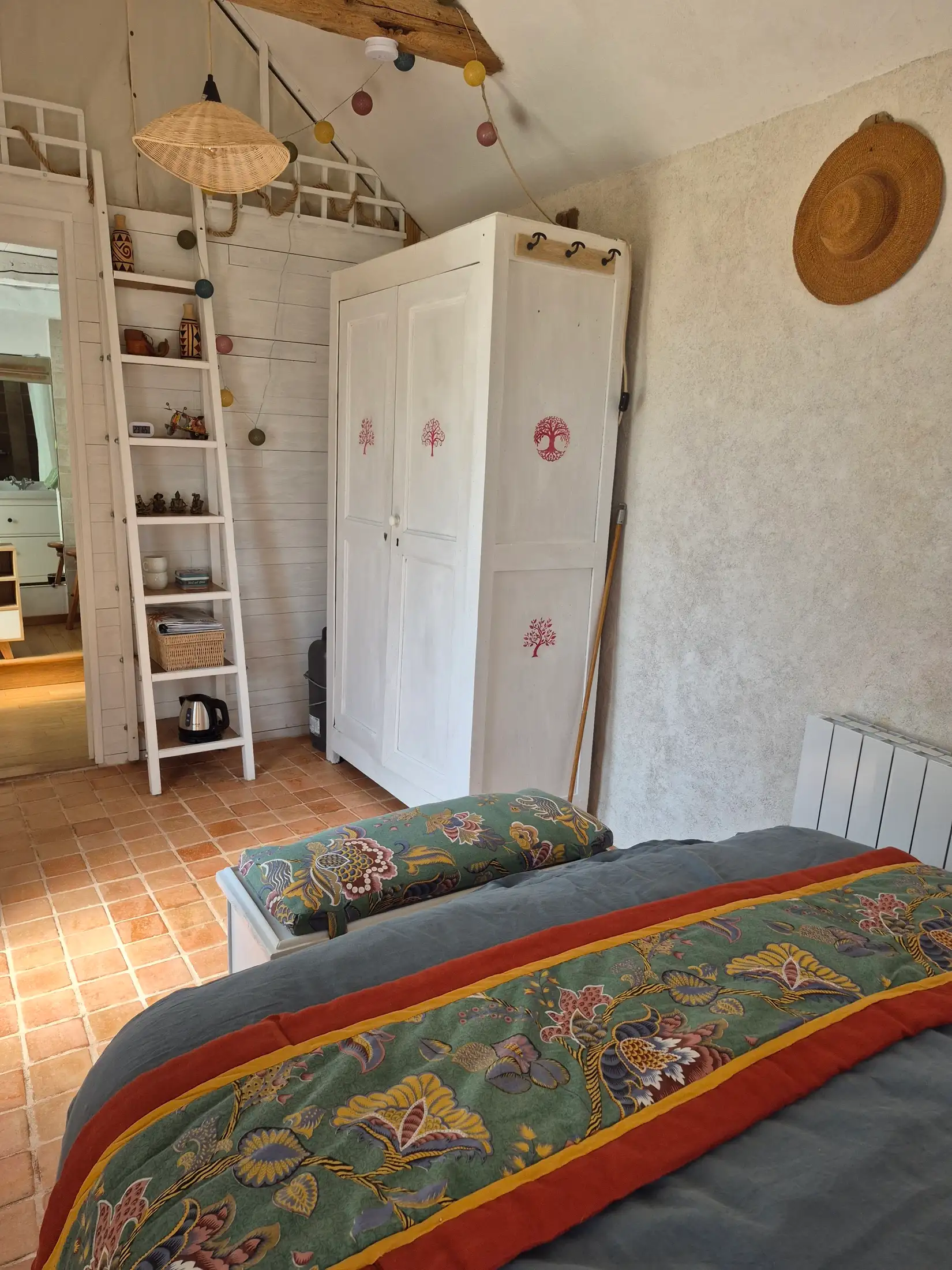 The guest room
